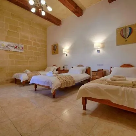 Gozo Inn *